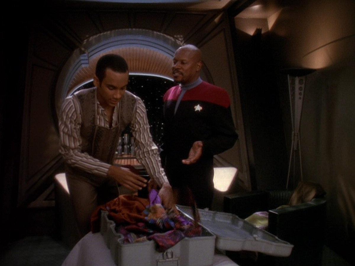 extant_StarTrek_DS9_5x09-TheAscent_00012.jpg