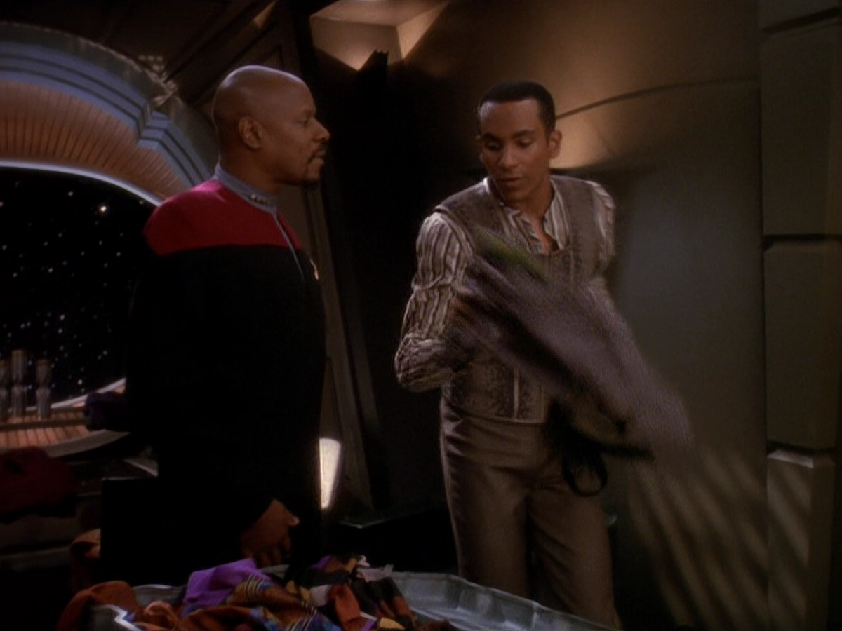 extant_StarTrek_DS9_5x09-TheAscent_00019.jpg