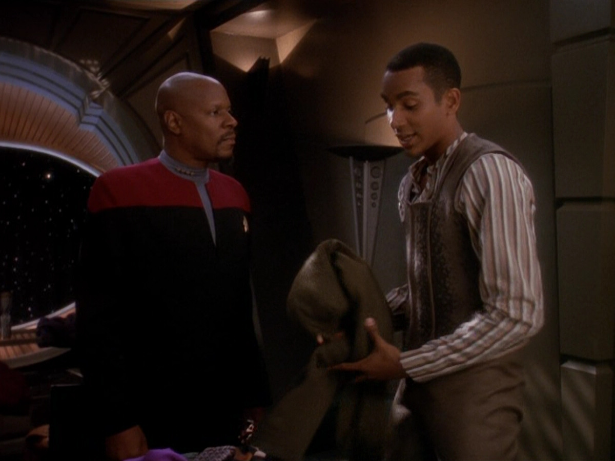 extant_StarTrek_DS9_5x09-TheAscent_00022.jpg
