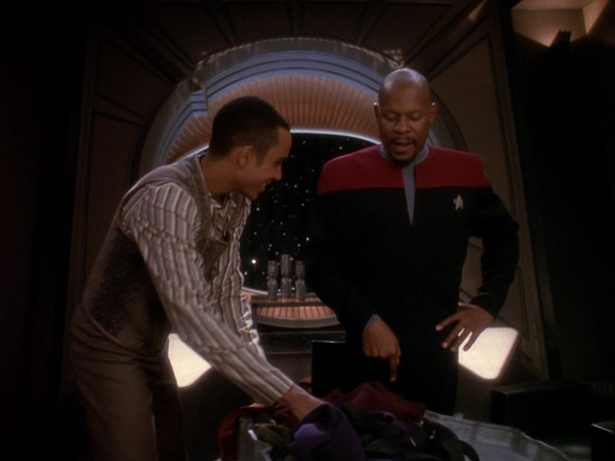extant_StarTrek_DS9_5x09-TheAscent_00044.jpg