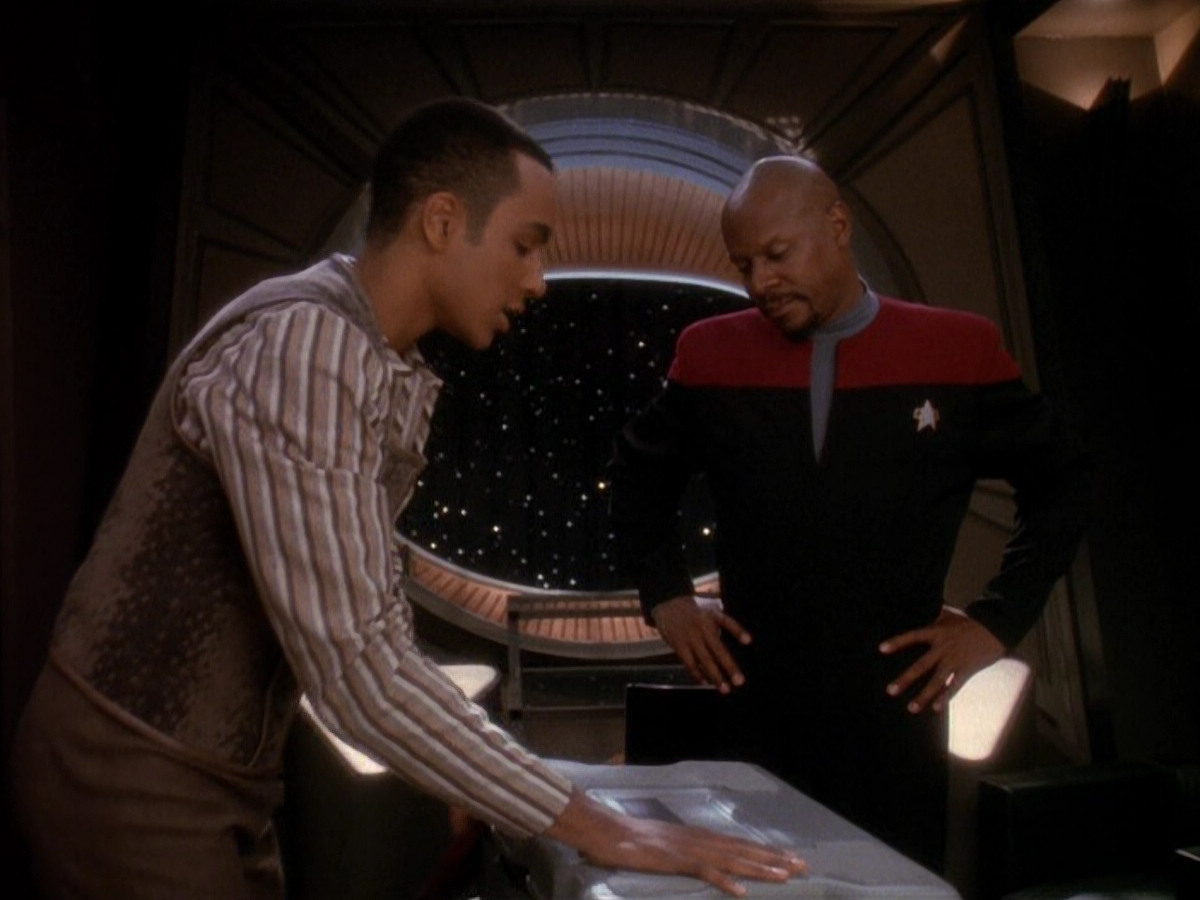 extant_StarTrek_DS9_5x09-TheAscent_00056.jpg