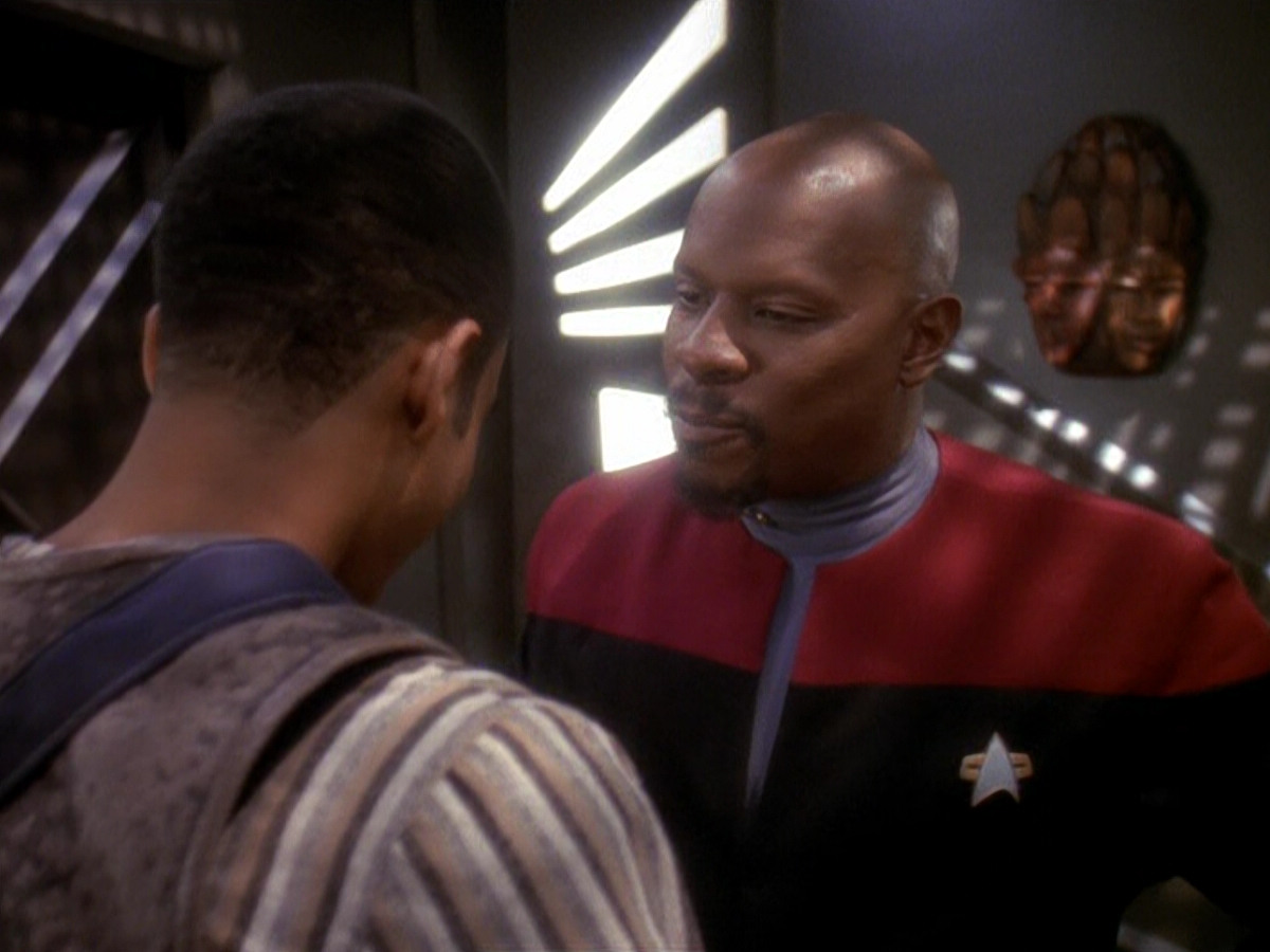 extant_StarTrek_DS9_5x09-TheAscent_00090.jpg