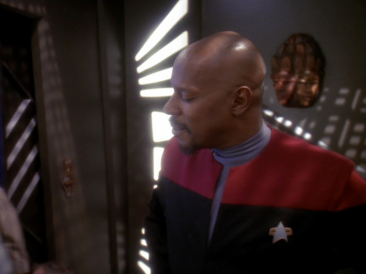 extant_StarTrek_DS9_5x09-TheAscent_00106.jpg