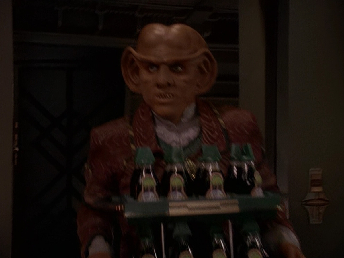 extant_StarTrek_DS9_5x09-TheAscent_00133.jpg