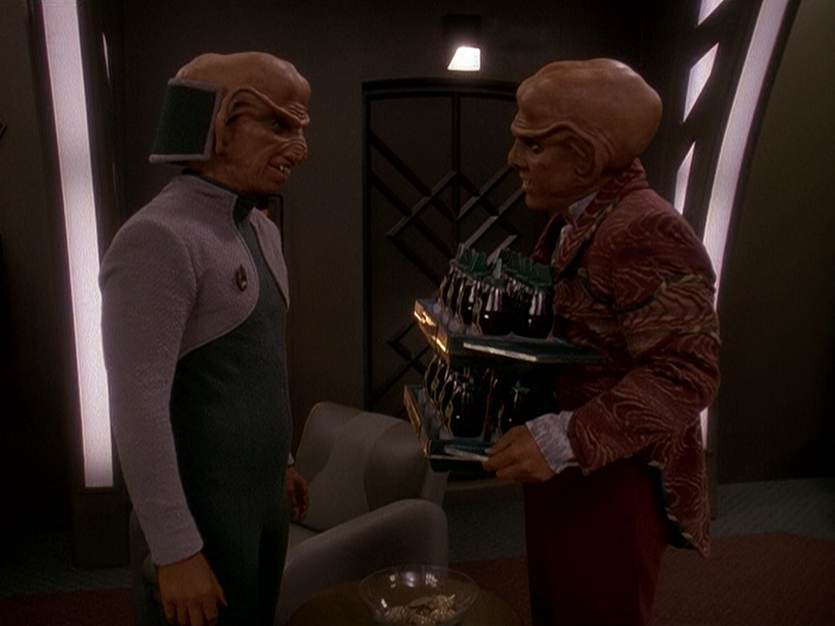 extant_StarTrek_DS9_5x09-TheAscent_00146.jpg