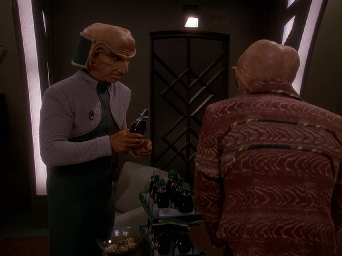 extant_StarTrek_DS9_5x09-TheAscent_00170.jpg