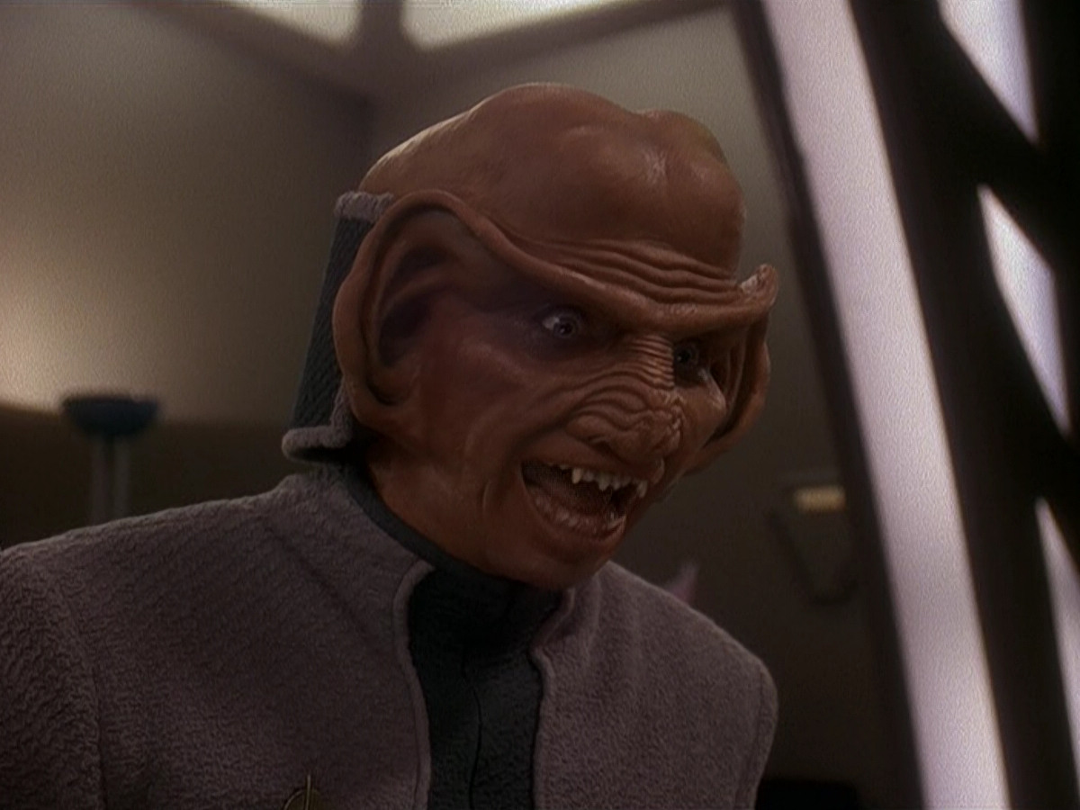 extant_StarTrek_DS9_5x09-TheAscent_00225.jpg