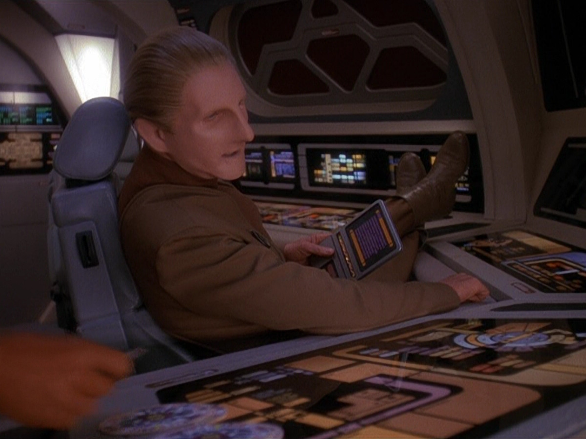 extant_StarTrek_DS9_5x09-TheAscent_00486.jpg