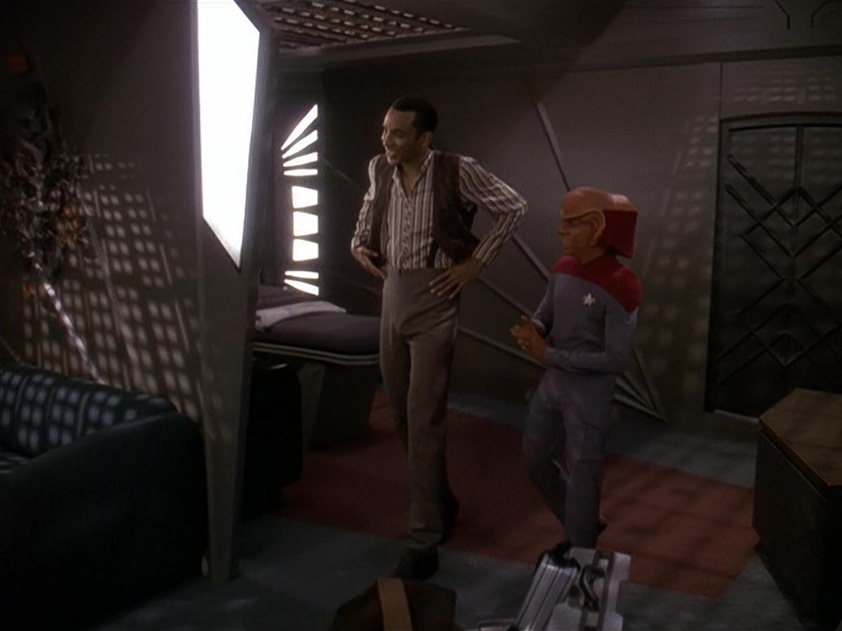 extant_StarTrek_DS9_5x09-TheAscent_00900.jpg