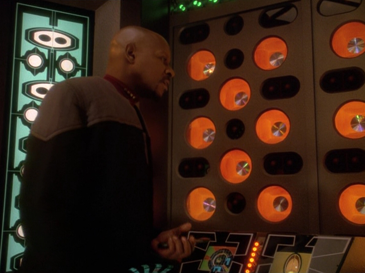 extant_StarTrek_DS9_5x10-Rapture_00224.jpg