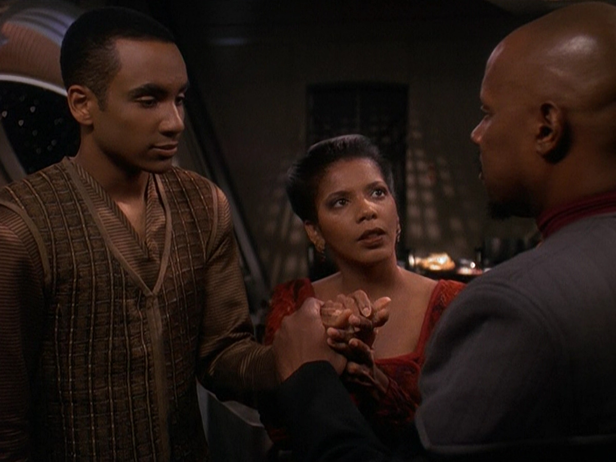 extant_StarTrek_DS9_5x10-Rapture_03744.jpg