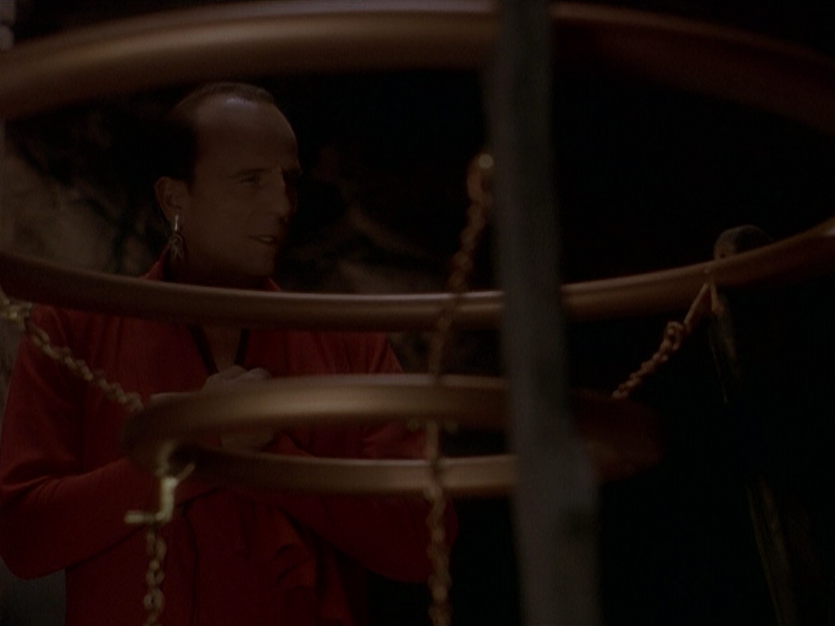 extant_StarTrek_DS9_5x11-TheDarknessAndTheLight_00029.jpg
