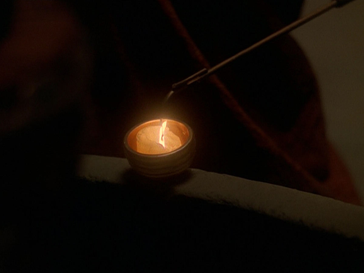 extant_StarTrek_DS9_5x11-TheDarknessAndTheLight_00044.jpg