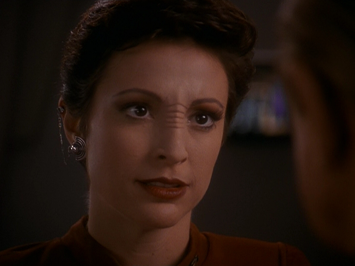extant_StarTrek_DS9_5x11-TheDarknessAndTheLight_00219.jpg