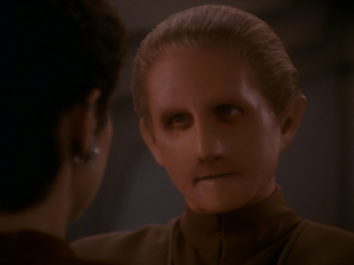 extant_StarTrek_DS9_5x11-TheDarknessAndTheLight_00226.jpg