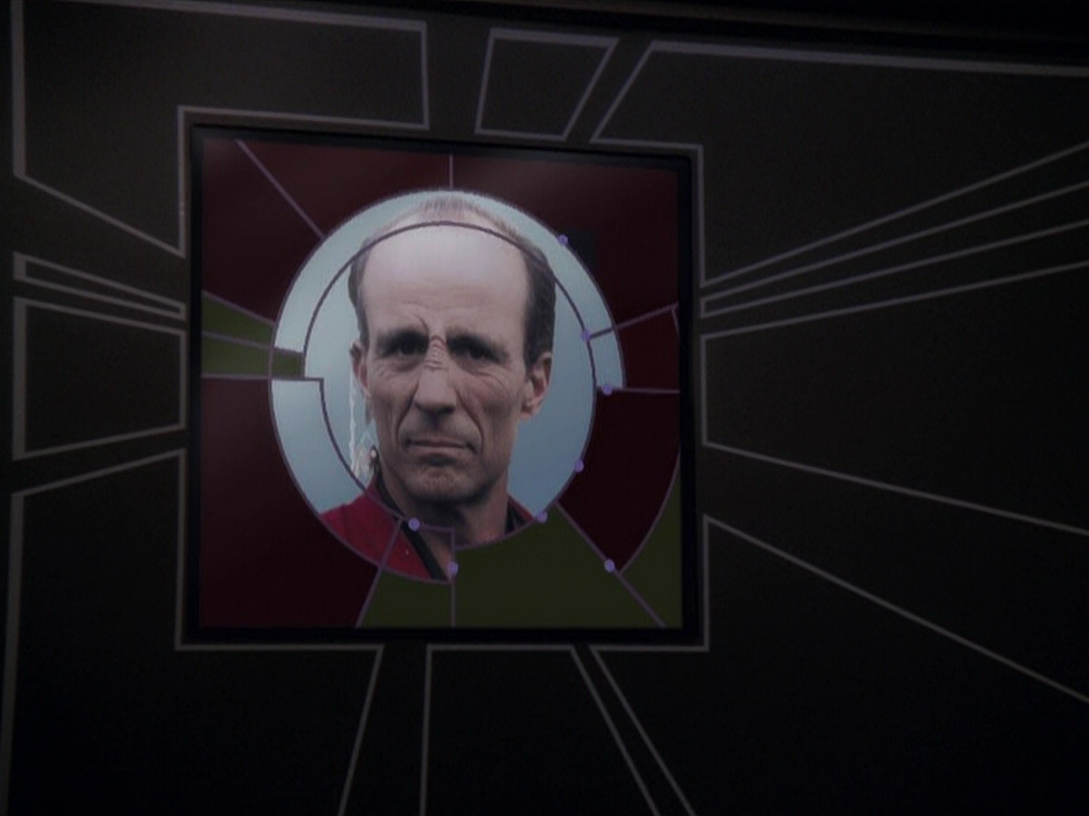 extant_StarTrek_DS9_5x11-TheDarknessAndTheLight_00464.jpg