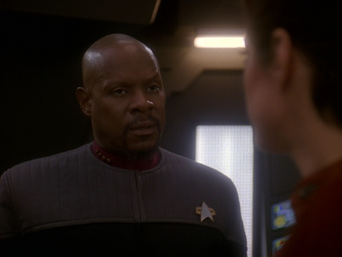 extant_StarTrek_DS9_5x11-TheDarknessAndTheLight_00541.jpg