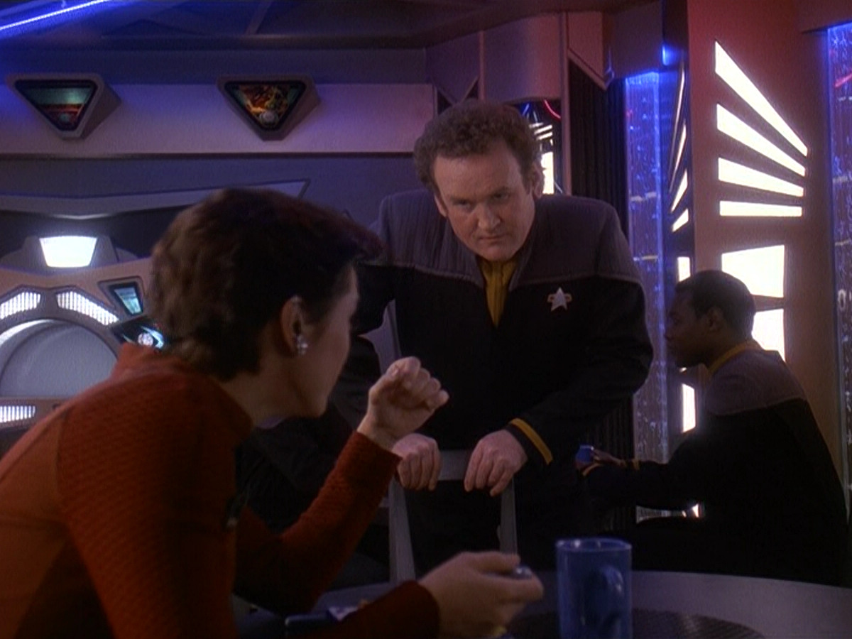 extant_StarTrek_DS9_5x11-TheDarknessAndTheLight_00575.jpg