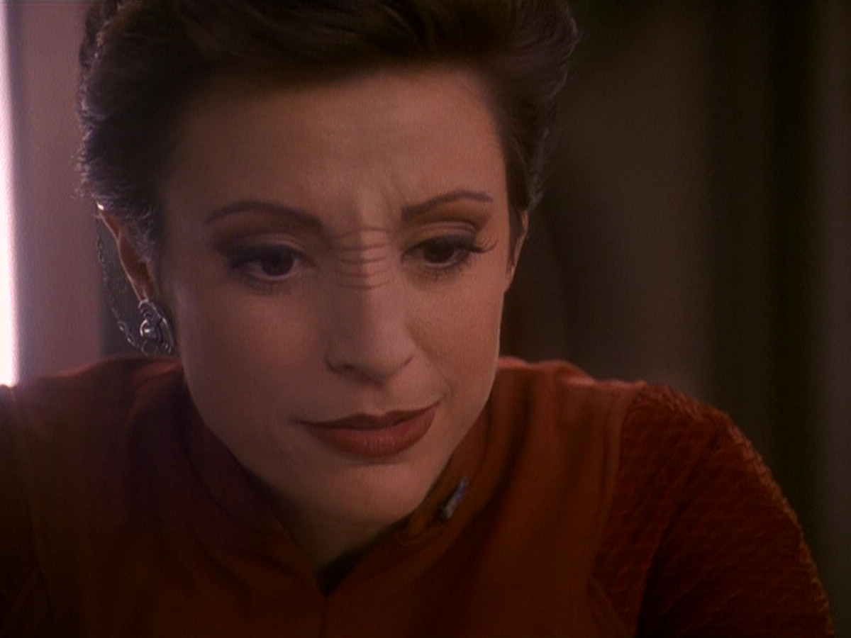 extant_StarTrek_DS9_5x11-TheDarknessAndTheLight_00603.jpg