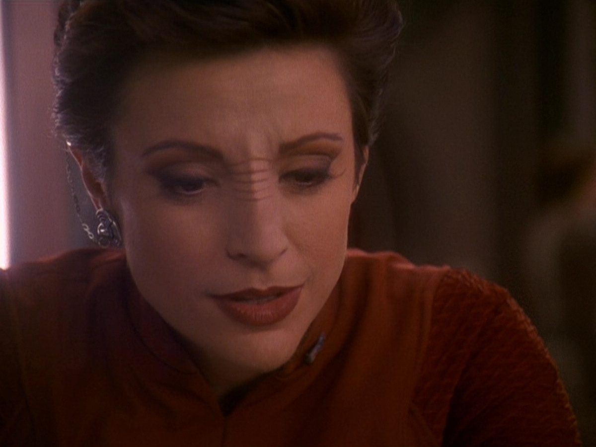 extant_StarTrek_DS9_5x11-TheDarknessAndTheLight_00605.jpg