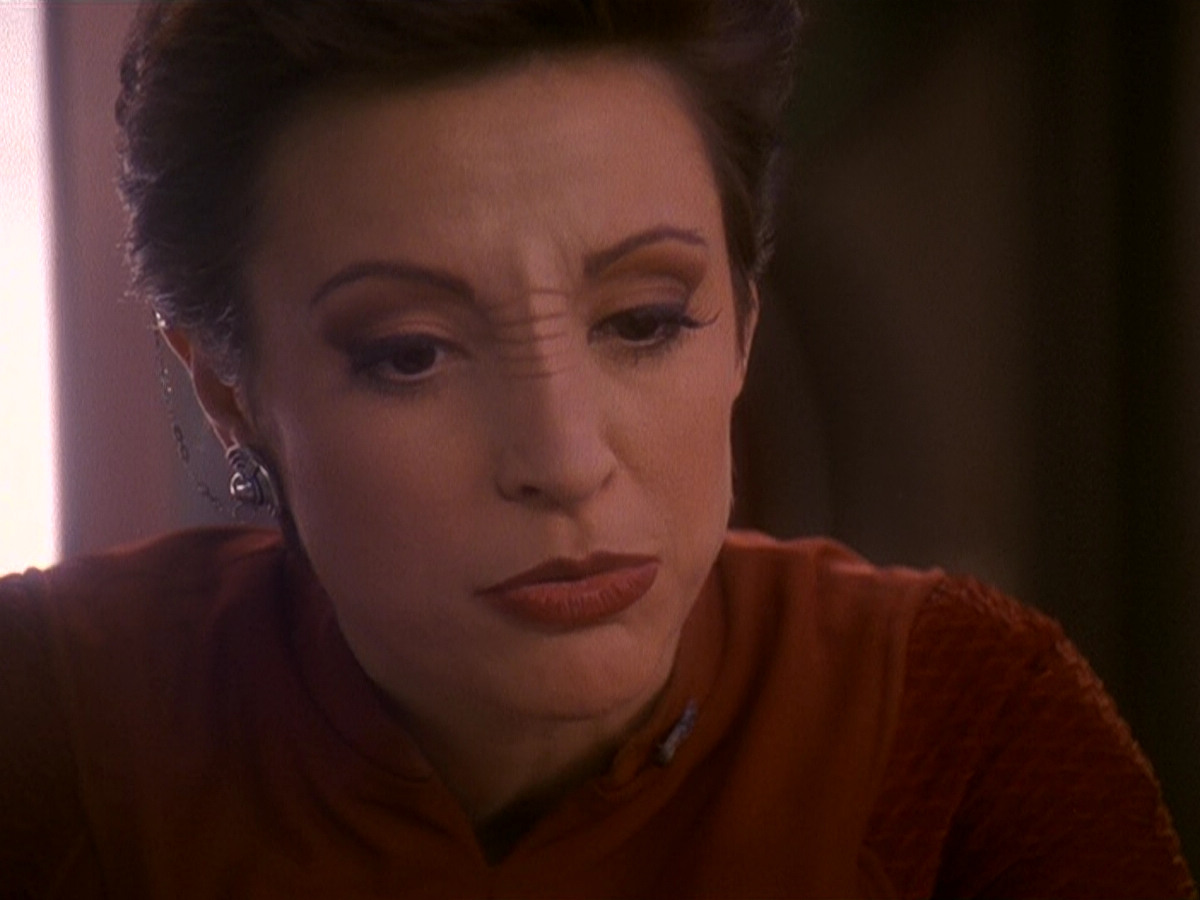 extant_StarTrek_DS9_5x11-TheDarknessAndTheLight_00619.jpg