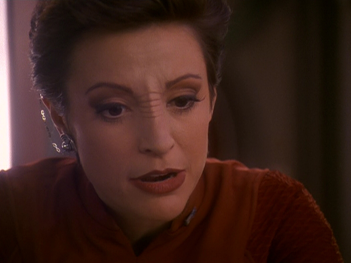 extant_StarTrek_DS9_5x11-TheDarknessAndTheLight_00621.jpg