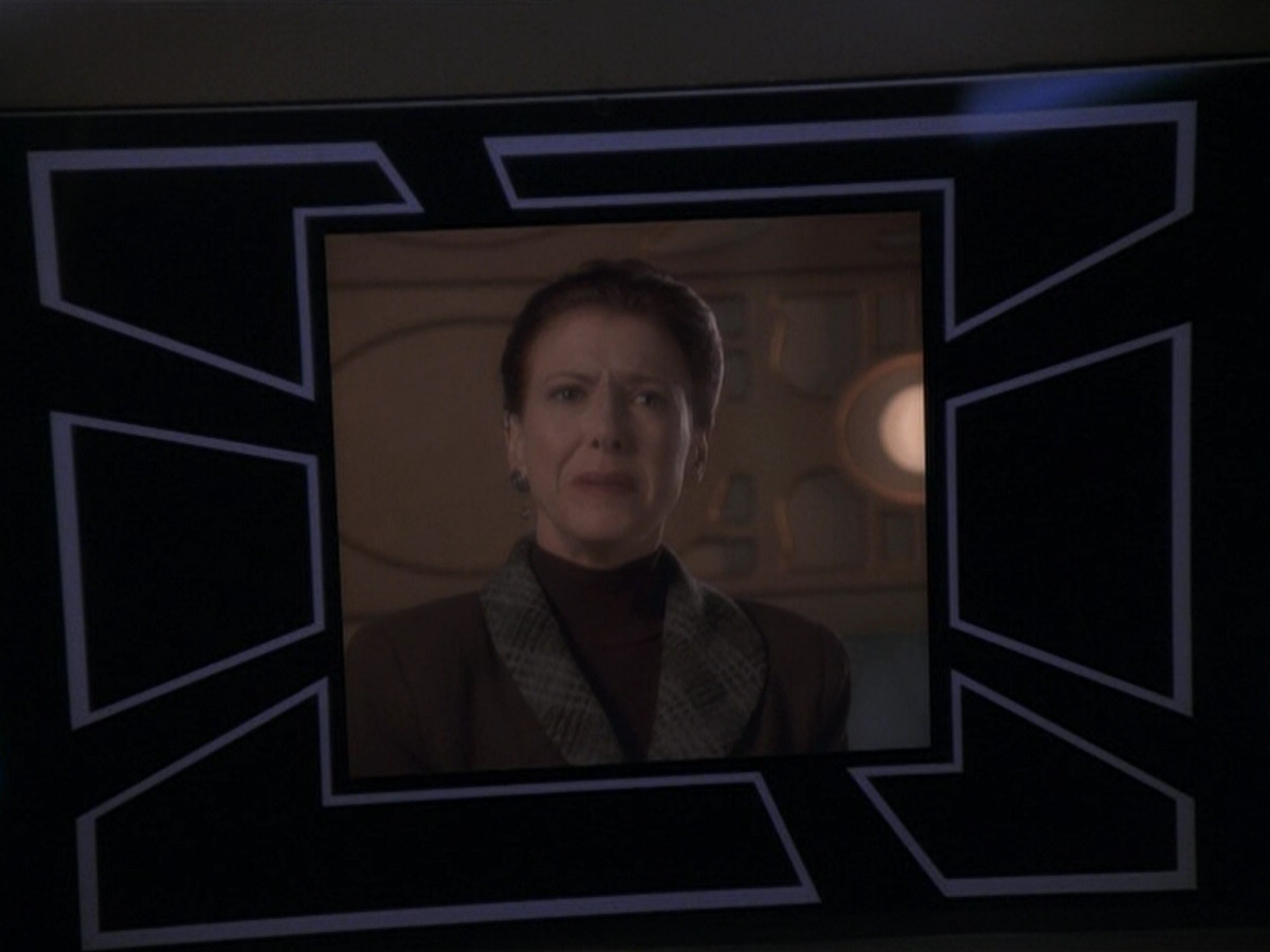 extant_StarTrek_DS9_5x11-TheDarknessAndTheLight_00769.jpg