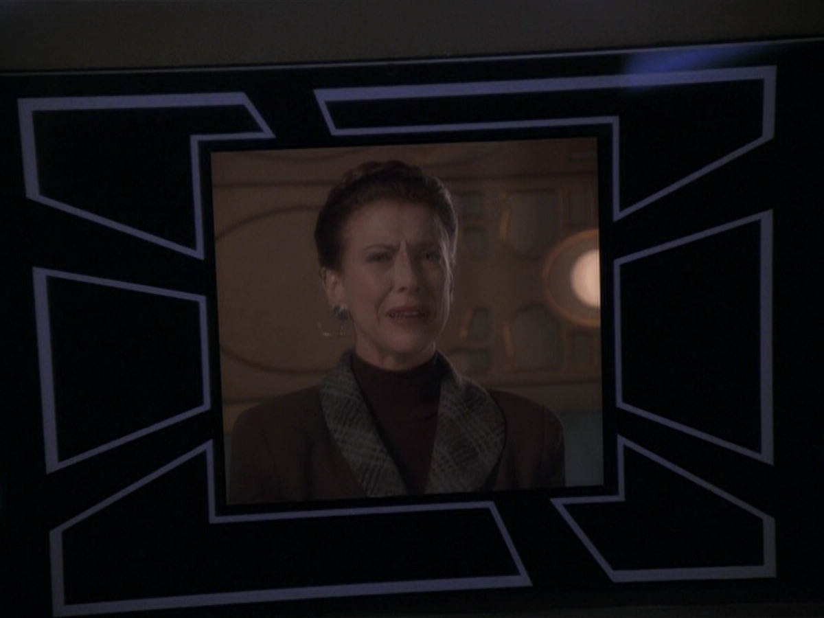 extant_StarTrek_DS9_5x11-TheDarknessAndTheLight_00775.jpg