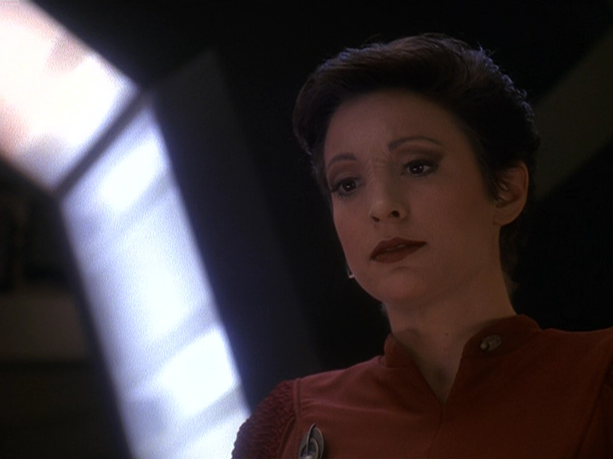extant_StarTrek_DS9_5x11-TheDarknessAndTheLight_00796.jpg