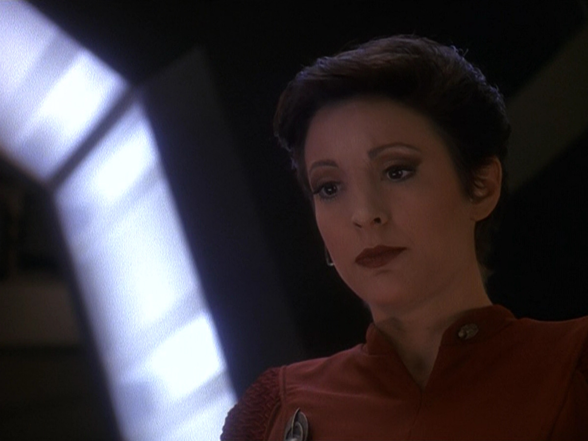 extant_StarTrek_DS9_5x11-TheDarknessAndTheLight_00805.jpg