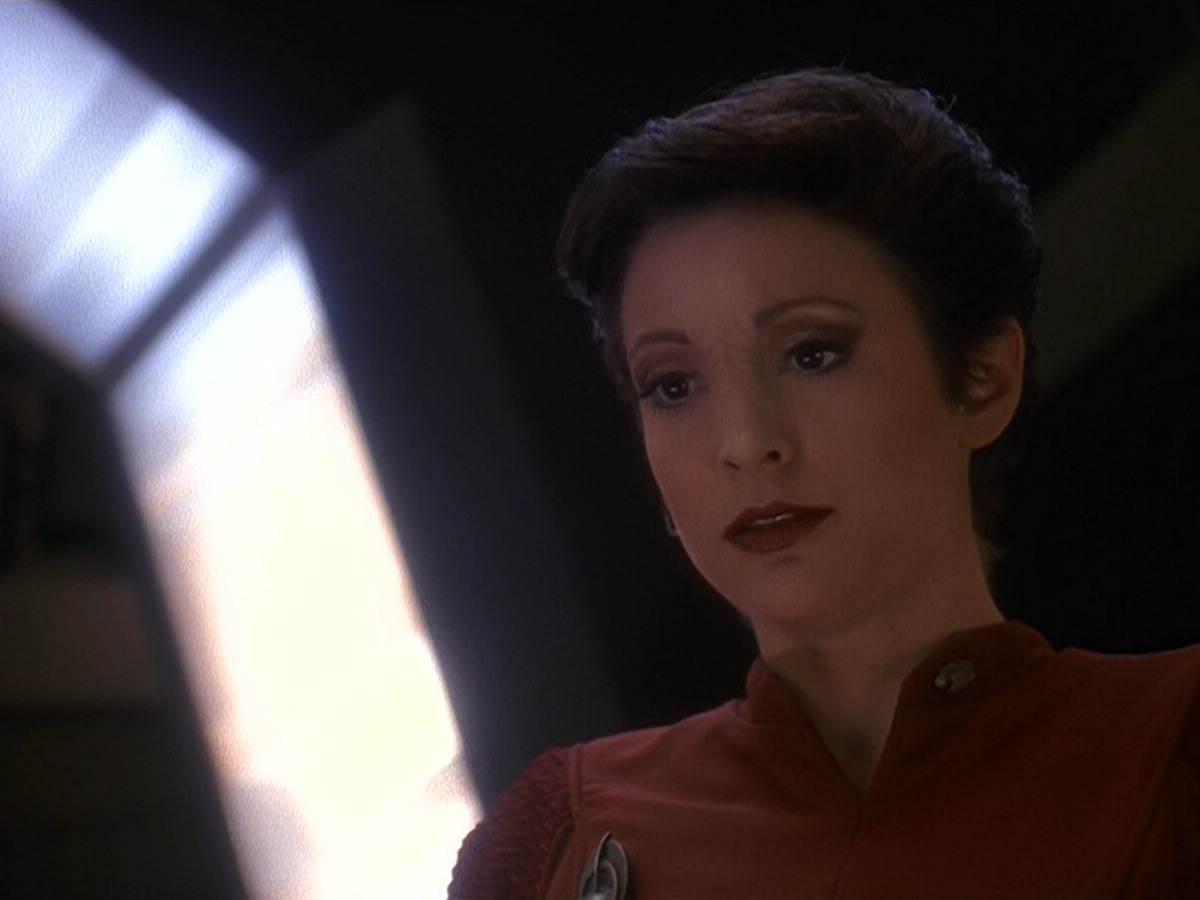 extant_StarTrek_DS9_5x11-TheDarknessAndTheLight_00806.jpg