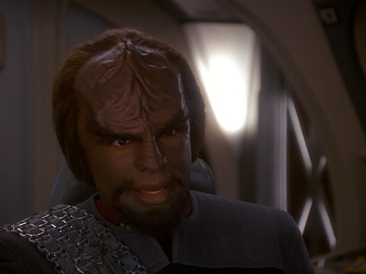 extant_StarTrek_DS9_5x11-TheDarknessAndTheLight_00872.jpg