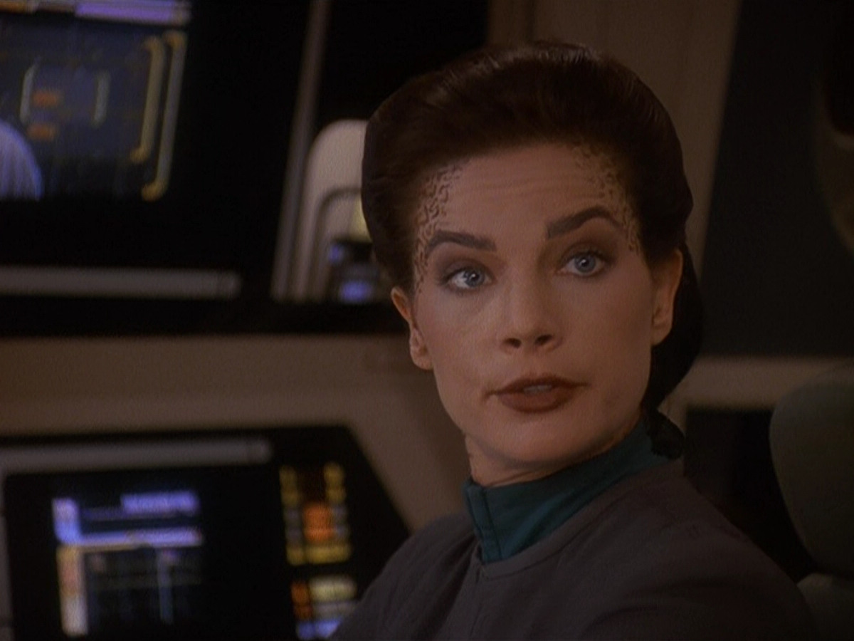 extant_StarTrek_DS9_5x11-TheDarknessAndTheLight_00875.jpg