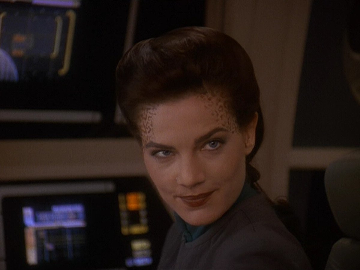 extant_StarTrek_DS9_5x11-TheDarknessAndTheLight_00901.jpg