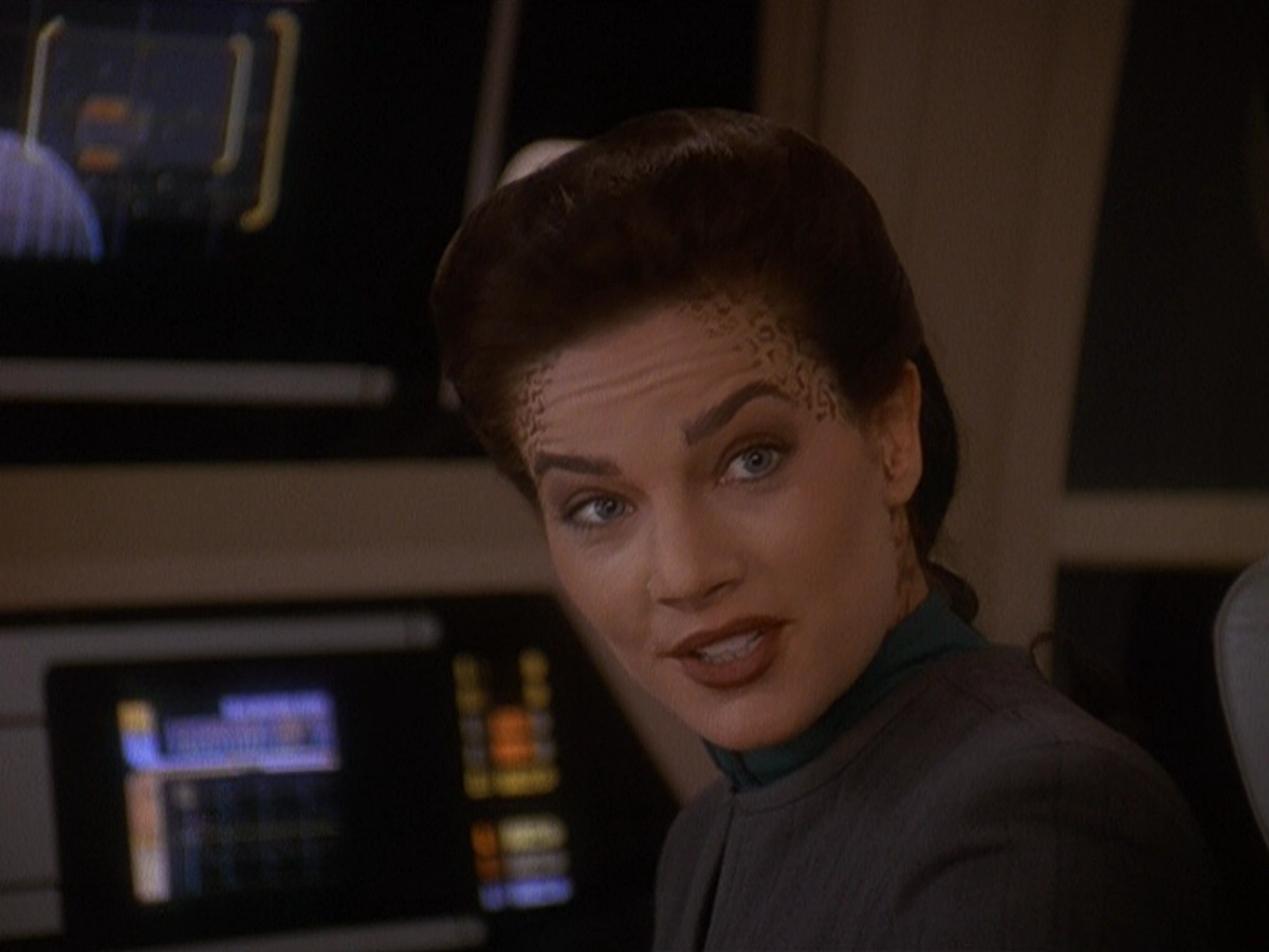 extant_StarTrek_DS9_5x11-TheDarknessAndTheLight_00924.jpg