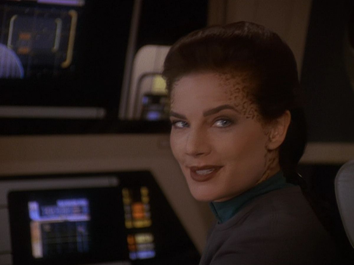 extant_StarTrek_DS9_5x11-TheDarknessAndTheLight_00933.jpg