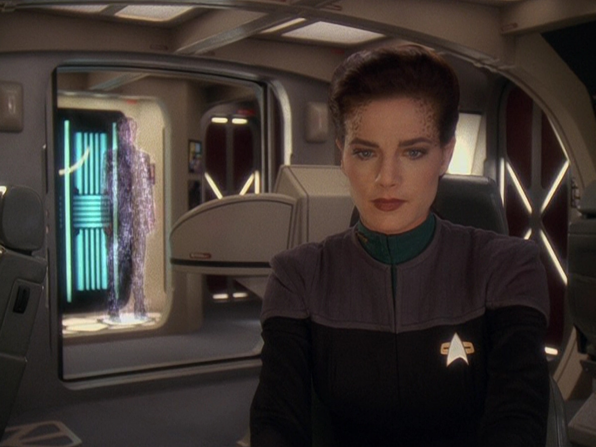 extant_StarTrek_DS9_5x11-TheDarknessAndTheLight_00937.jpg