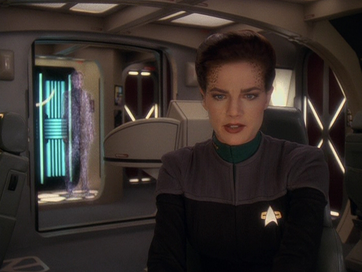 extant_StarTrek_DS9_5x11-TheDarknessAndTheLight_00946.jpg