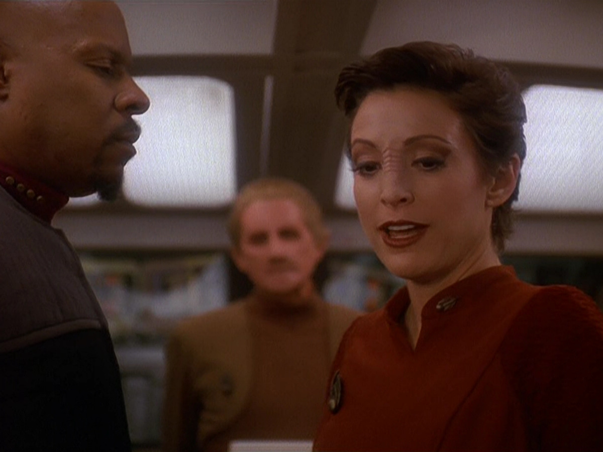 extant_StarTrek_DS9_5x11-TheDarknessAndTheLight_01193.jpg