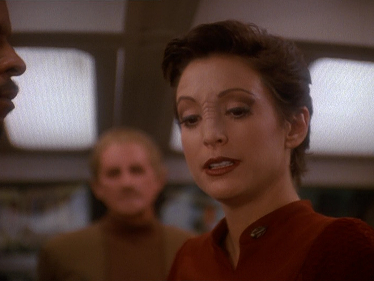 extant_StarTrek_DS9_5x11-TheDarknessAndTheLight_01202.jpg