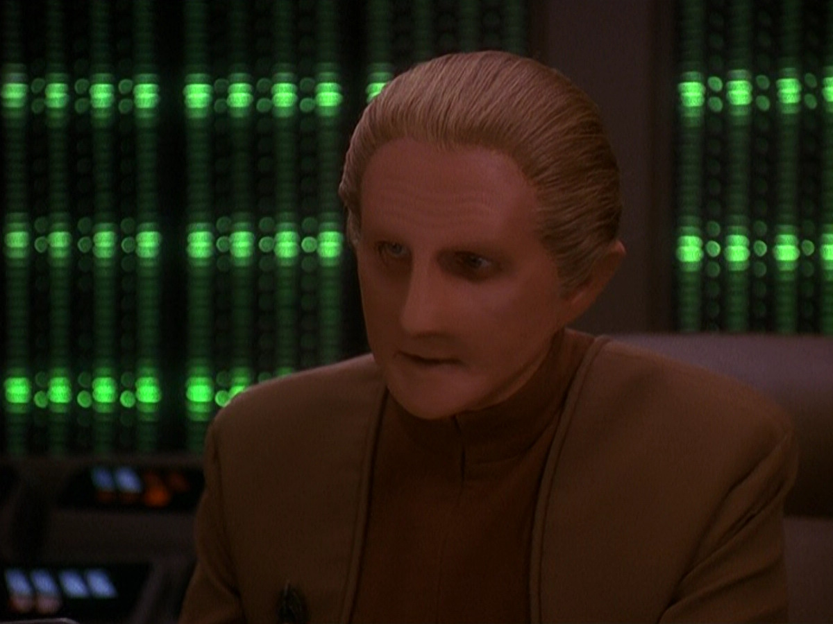 extant_StarTrek_DS9_5x11-TheDarknessAndTheLight_01302.jpg