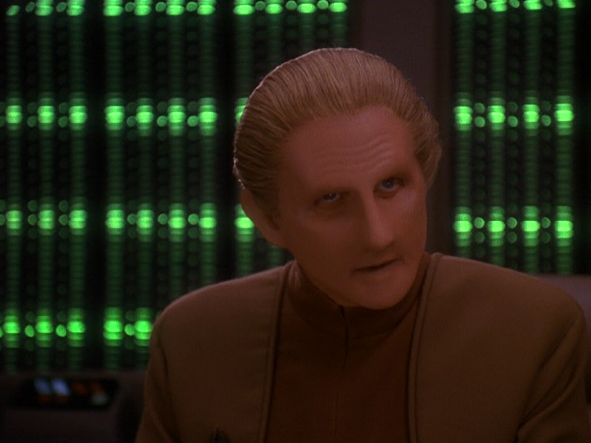 extant_StarTrek_DS9_5x11-TheDarknessAndTheLight_01322.jpg