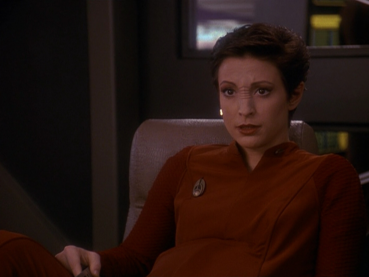 extant_StarTrek_DS9_5x11-TheDarknessAndTheLight_01335.jpg
