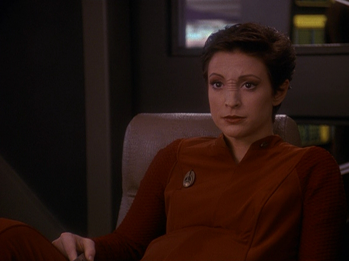 extant_StarTrek_DS9_5x11-TheDarknessAndTheLight_01340.jpg