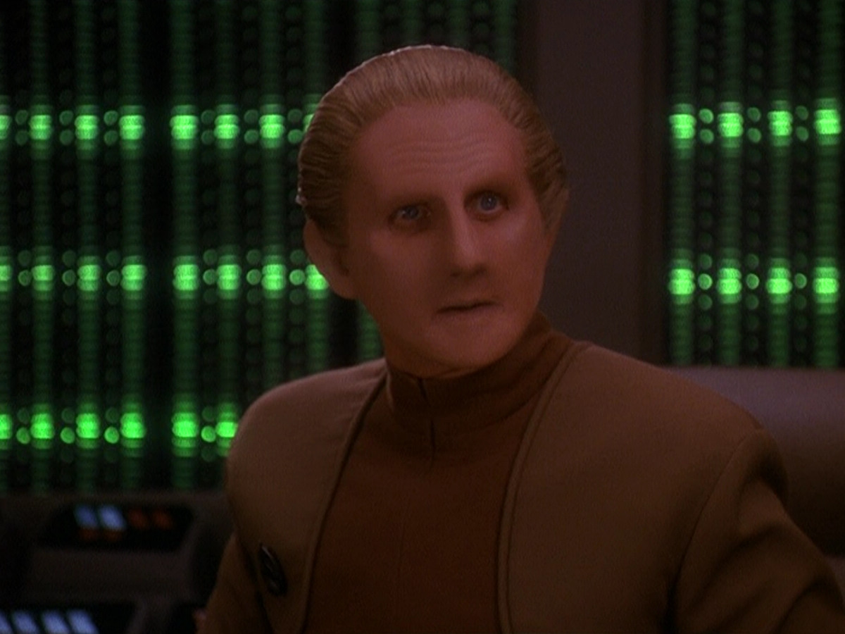 extant_StarTrek_DS9_5x11-TheDarknessAndTheLight_01360.jpg