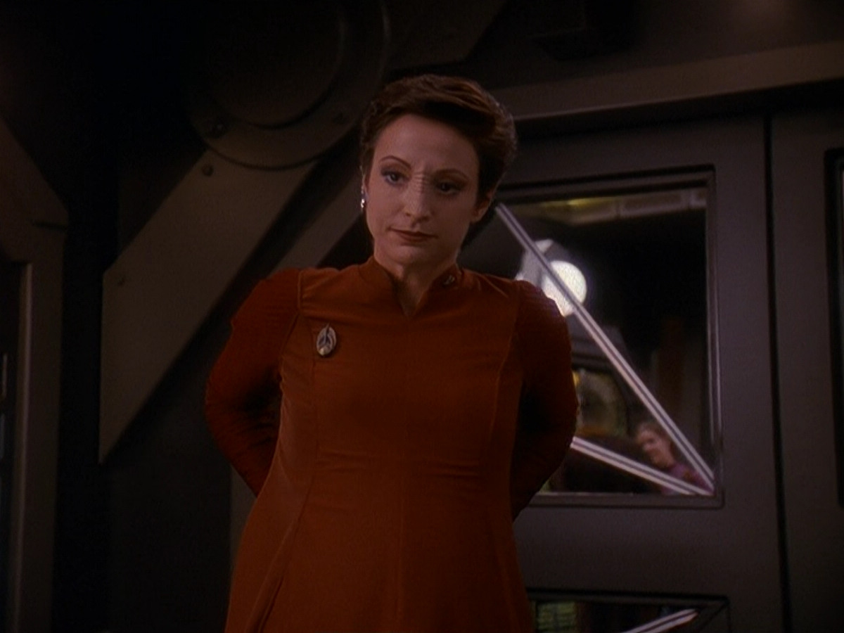 extant_StarTrek_DS9_5x11-TheDarknessAndTheLight_01394.jpg
