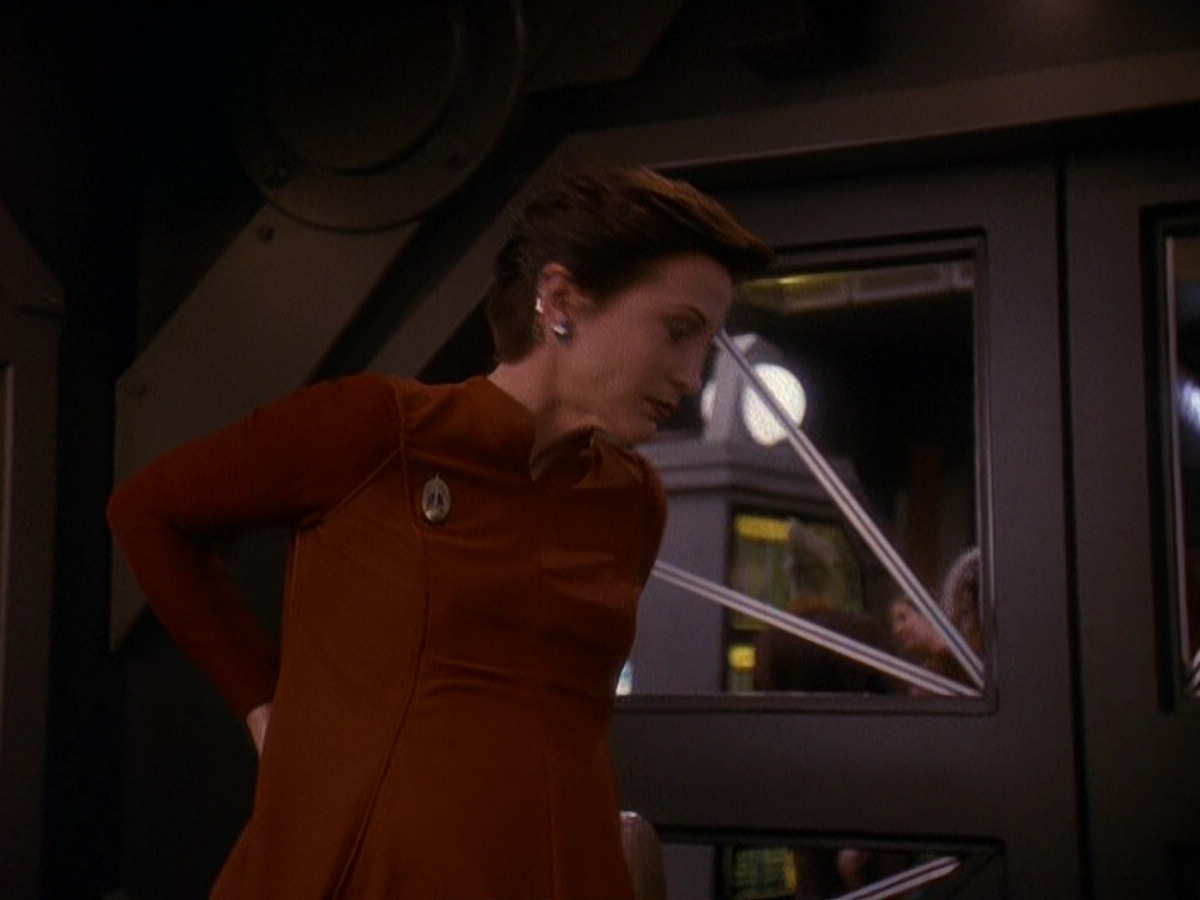 extant_StarTrek_DS9_5x11-TheDarknessAndTheLight_01395.jpg