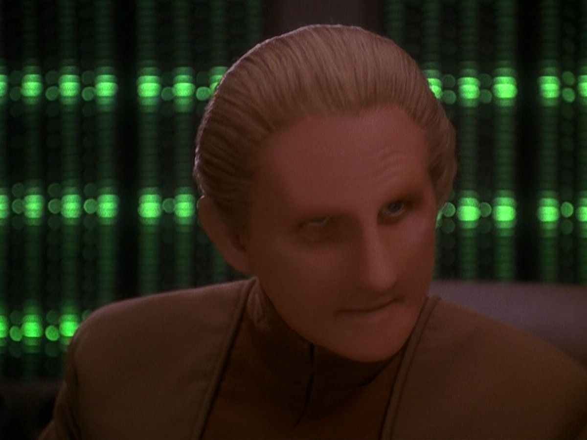 extant_StarTrek_DS9_5x11-TheDarknessAndTheLight_01410.jpg