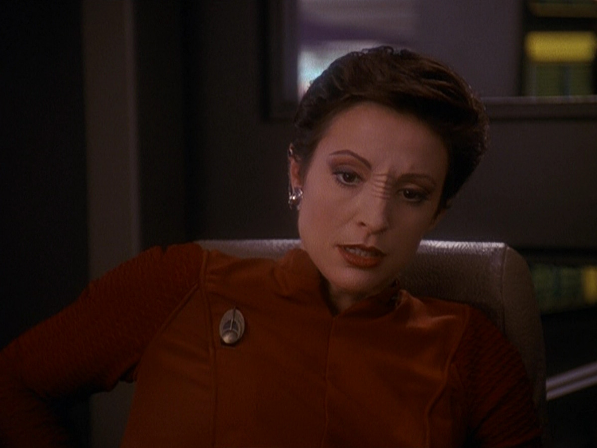 extant_StarTrek_DS9_5x11-TheDarknessAndTheLight_01415.jpg