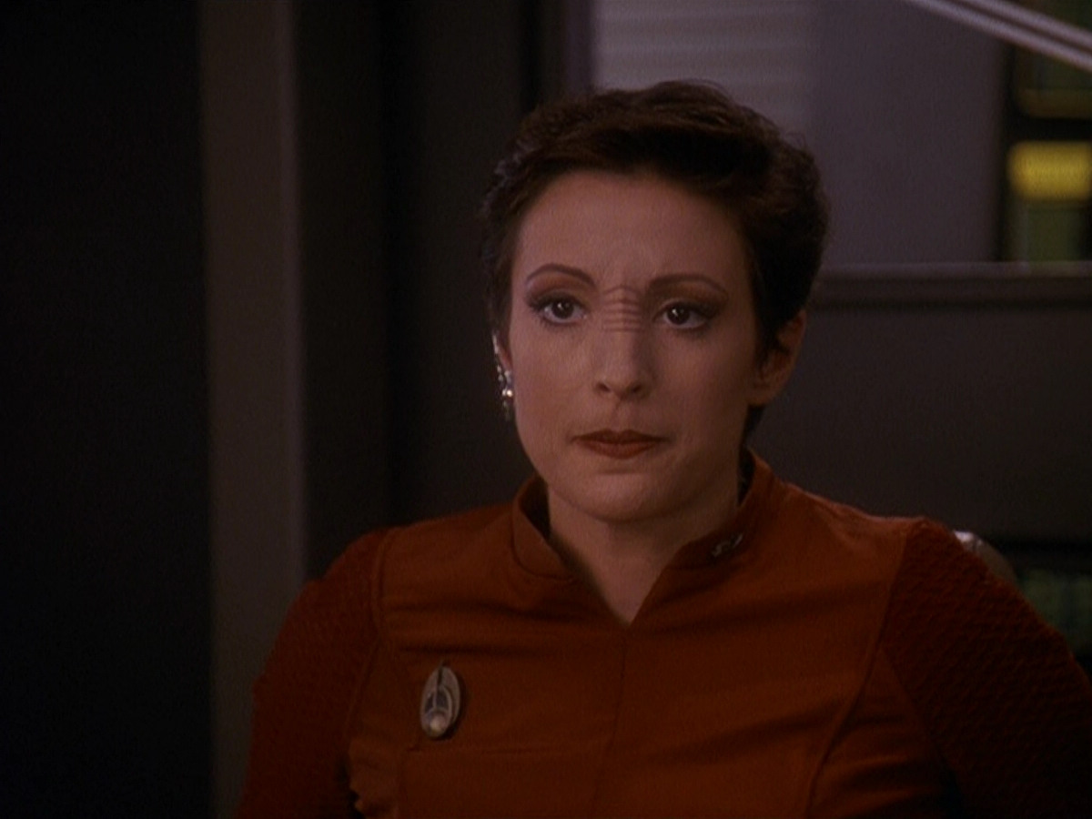 extant_StarTrek_DS9_5x11-TheDarknessAndTheLight_01437.jpg